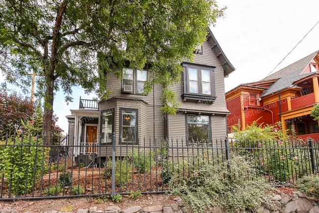 Building Photo - 2380 NW Northrup St