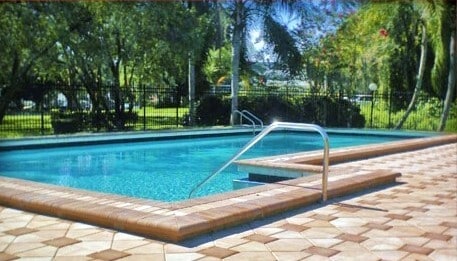 Building Photo - 3153 Cloverplace Dr
