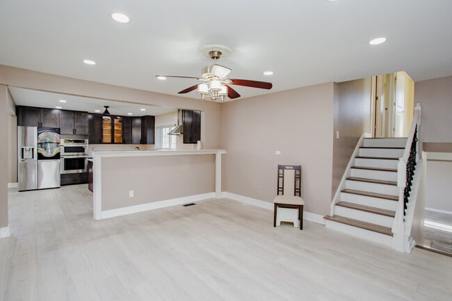 Foto del edificio - 720 Durham Ln