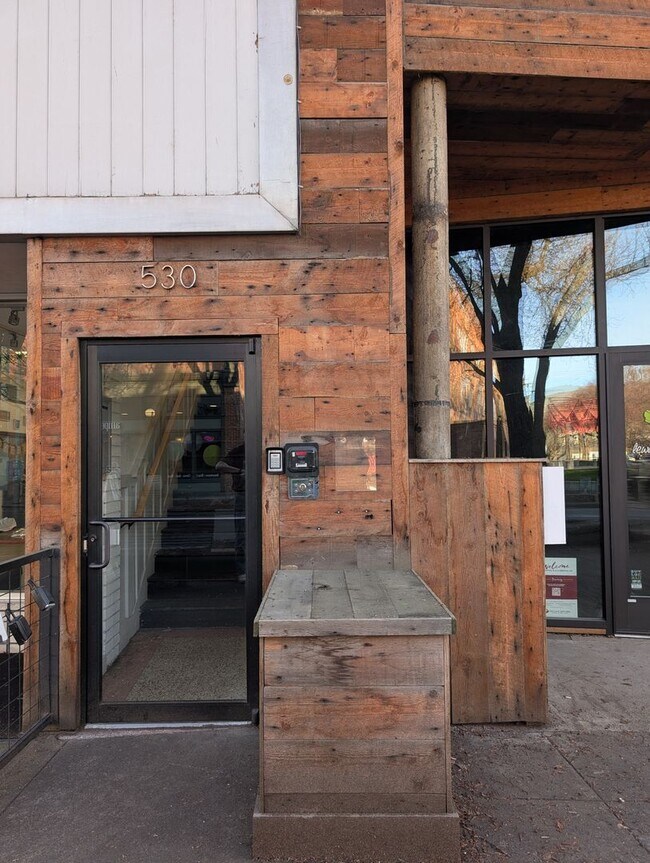 Foto del edificio - MUR