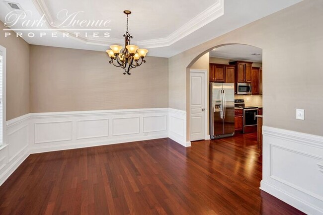 Building Photo - 1014 Phar Lap Dr