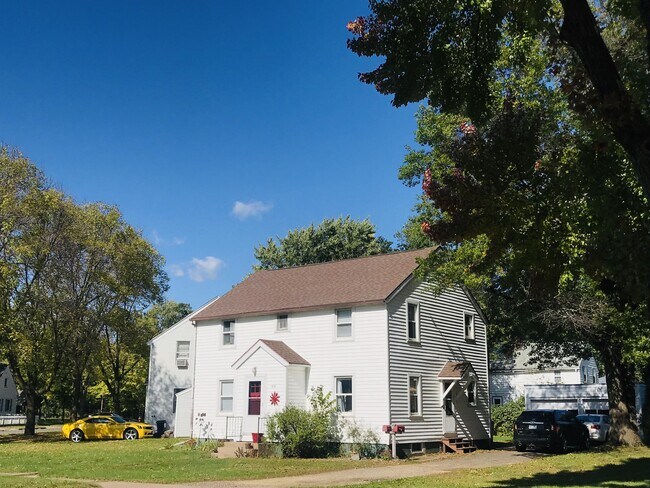 Foto del edificio - 616 Ripley Ave