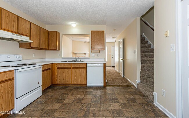 Foto del edificio - Welcome to Hunter's Creek!