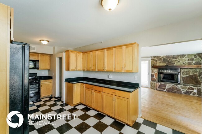 Building Photo - 8510 E Ruby Dr