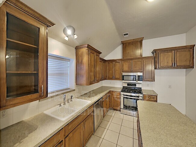 Foto del edificio - 1729 Fawn Valley Ln