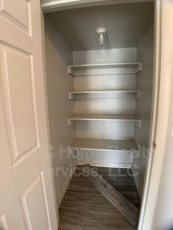 Foto del edificio - 3121 N Phillips Ave