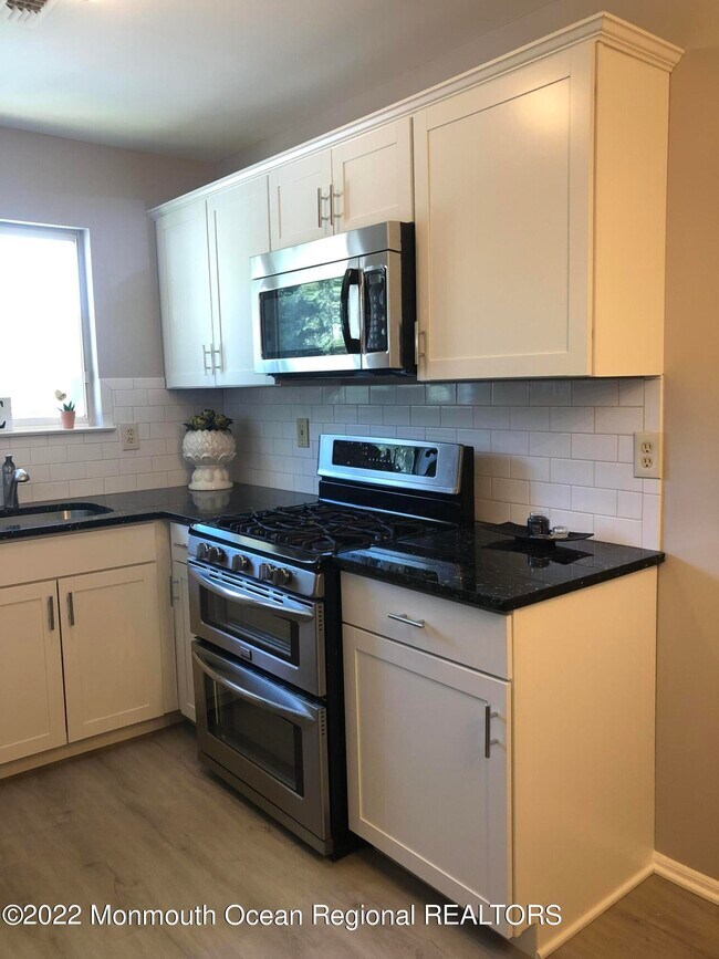 Foto del edificio - 2 Spring Meadow Dr