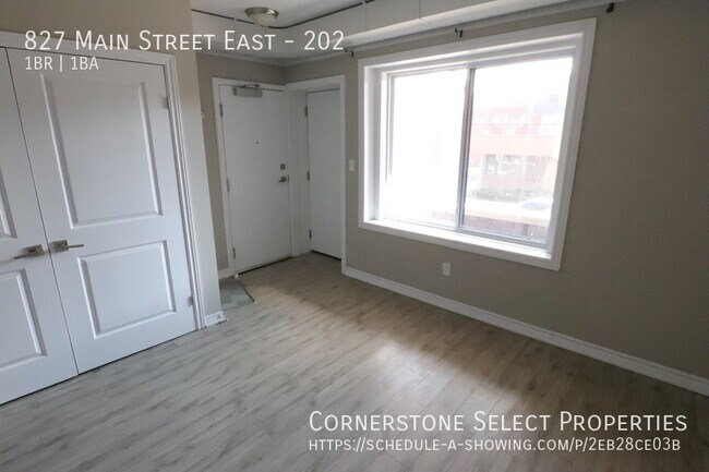 Building Photo - ***Private Balcony and HUGE windows at thi...