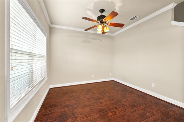 Building Photo - 5861 Fir Tree Ln