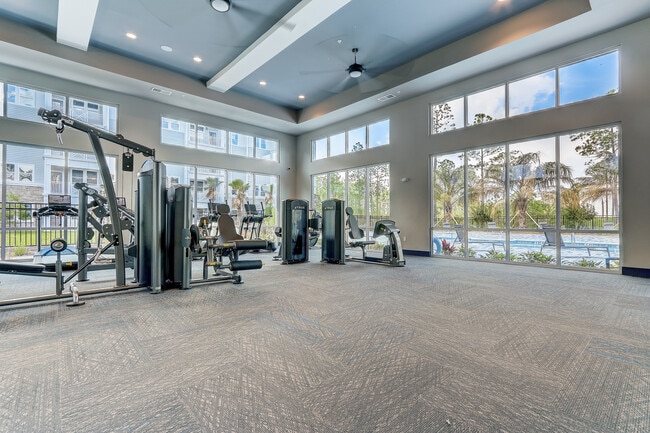 Building Photo - The Howell at the Preserve