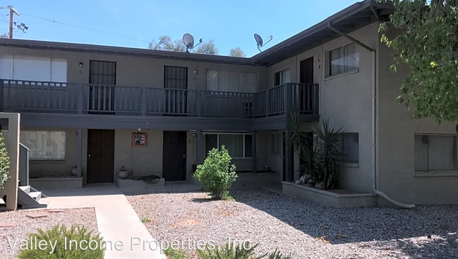 Building Photo - 4525 N 74th St