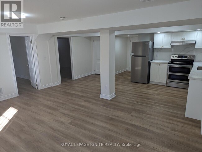 Photo du bâtiment - 137 Romanelli Cres