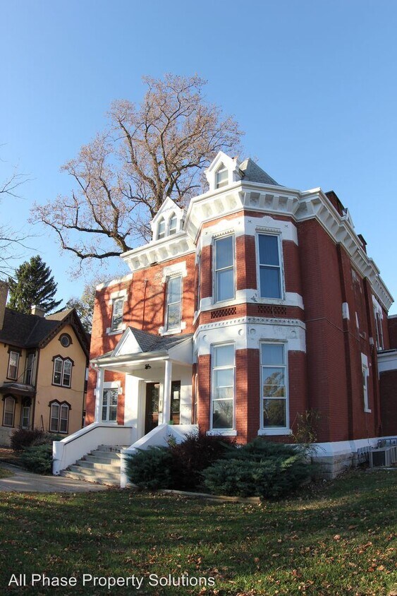 Primary Photo - 1415 Hampshire St