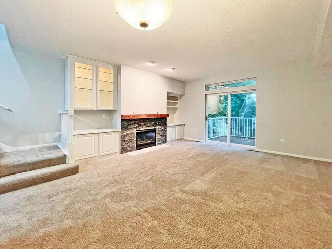 Foto del edificio - 2245 Creekside Ct