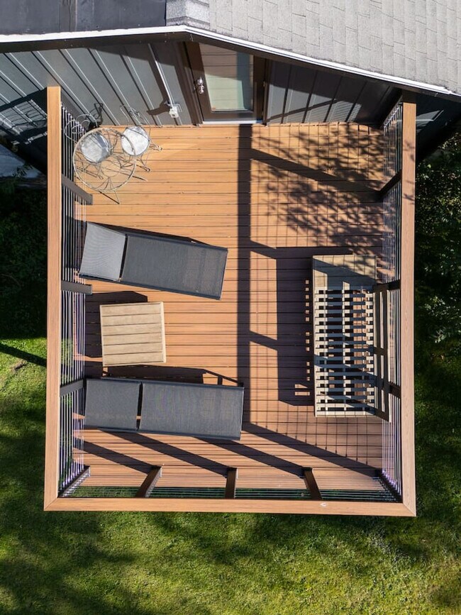 Foto del edificio - 327 Co Rd 12