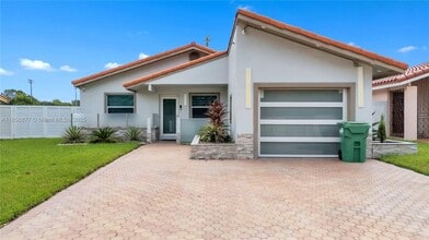 Building Photo - 15851 SW 108th Ave