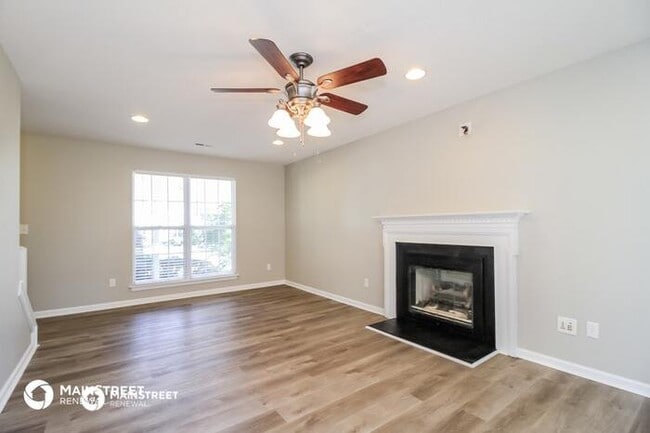 Building Photo - 360 Old Wood Ln, Kernersville, NC 27284