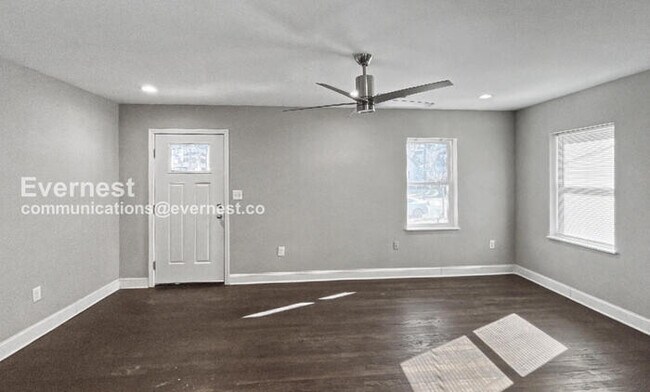 Foto del edificio - 155 Rosser St SW