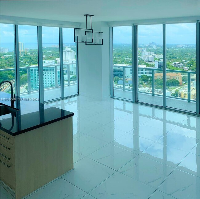 Foto del edificio - 79 SW 12th St