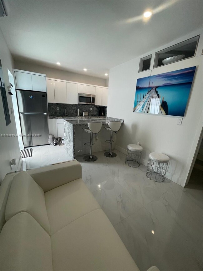 Foto del edificio - 14992 SW 11th St