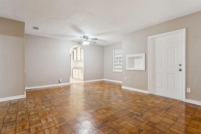 Building Photo - 1308 E Sligh Ave