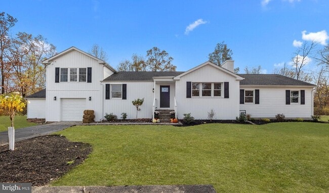 Building Photo - 271 Stoopville Rd