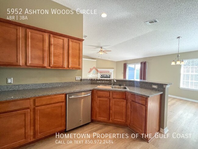 Foto del edificio - 5952 Ashton Woods Cir