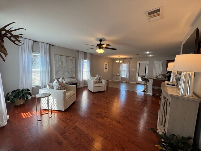 Foto del edificio - Victoria Meadows -Near BAFB