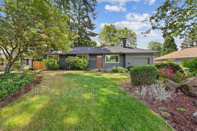 Building Photo - 9520 SW Ardenwood St