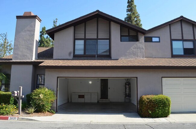 Foto del edificio - 2031 Pepperwood Ln