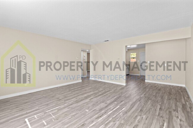 Building Photo - 73rd Street