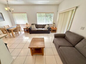 Building Photo - 8000 Carnoustie Pl