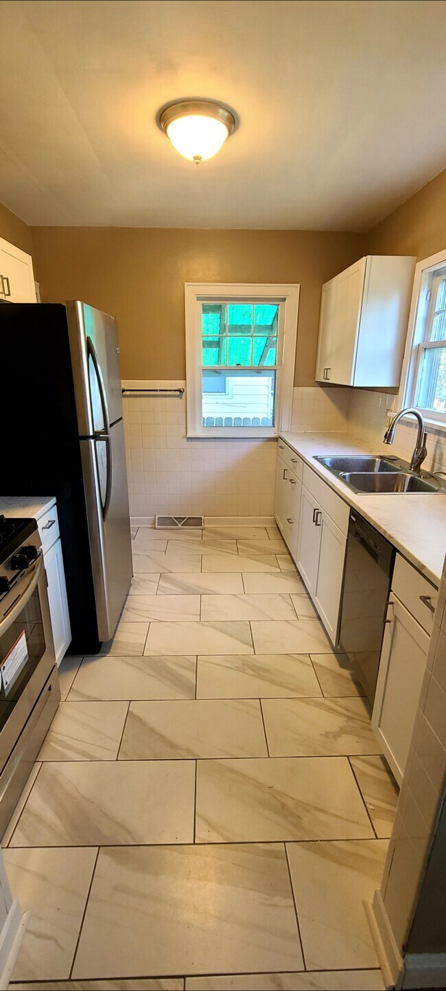 Foto del edificio - 2173 Telegraph Rd