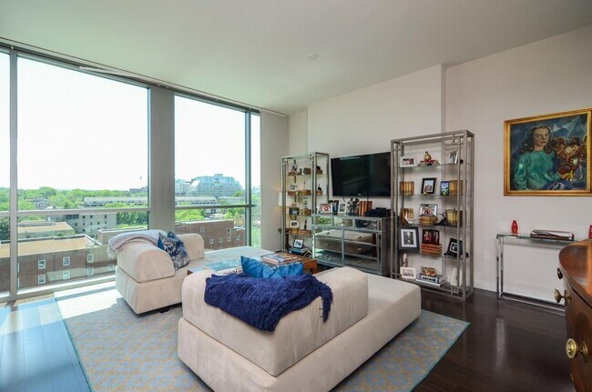 Foto del edificio - Spectacular space in Nashville's premier condo high-rise