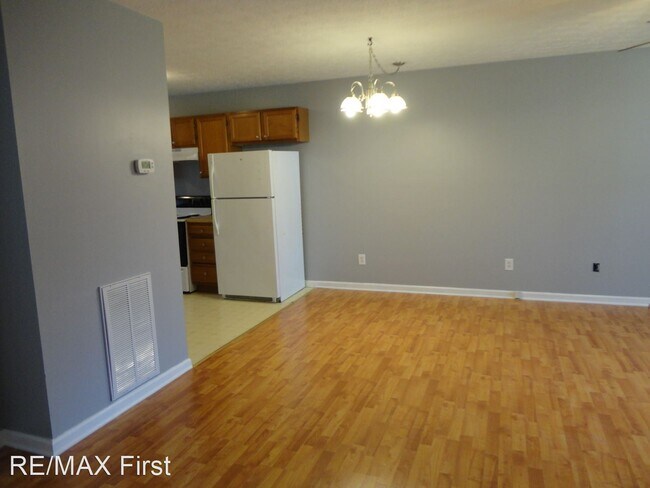 Foto del edificio - 2 br, 1 bath House - 111 Gray Squirrel Ln.