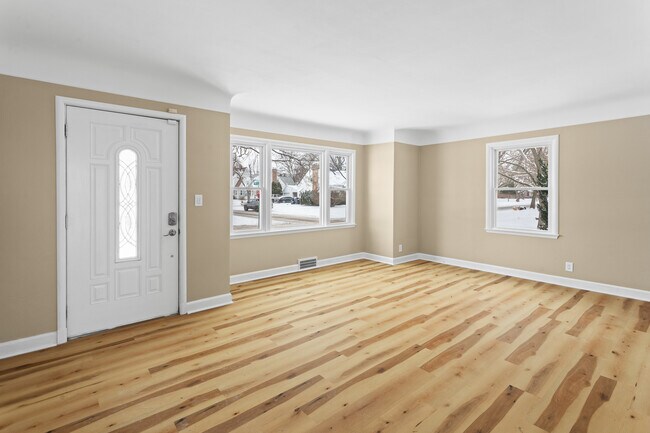 Foto del edificio - 2128 Windemere Ave