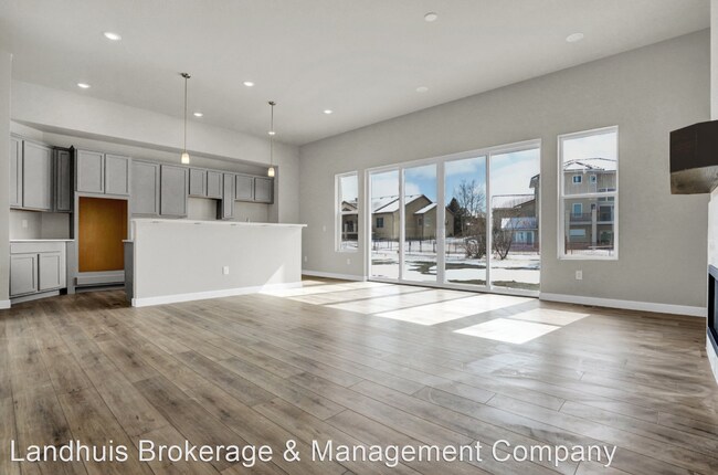 Building Photo - 5 br, 3 bath House - 4782 Desert Candle Dr