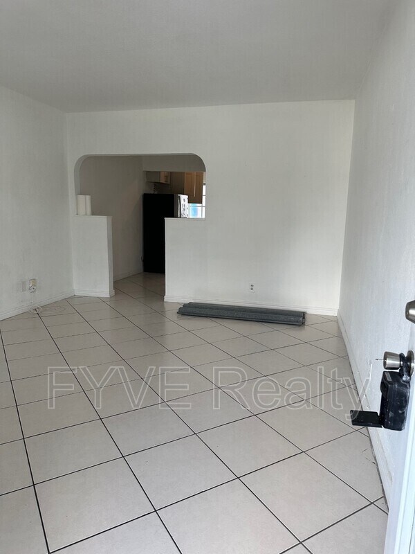 Foto del edificio - 330 74th St