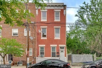 Building Photo - 2027 N 3rd St