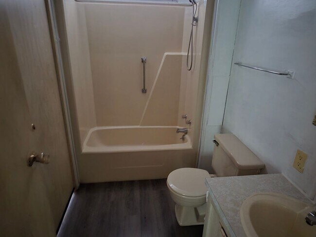 Foto del edificio - 5930 SW 61st Pl