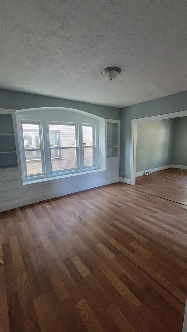 Building Photo - 1135 E 143rd St