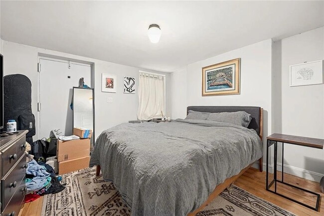 Foto del edificio - 42 Clermont Ave