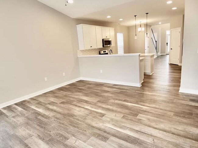 Foto del edificio - Charming 4 beds 3 baths in Powell!