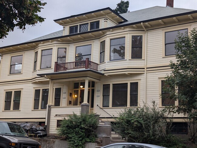Foto del edificio - 1030-1036 SE 13th Ave