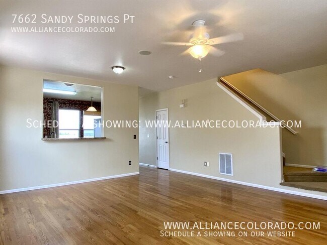 Foto del edificio - 7662 Sandy Springs Pt