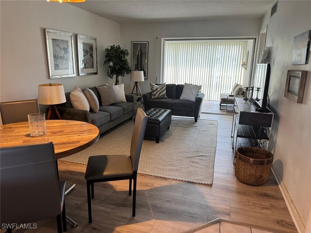Foto principal - 1900 Alamanda Dr