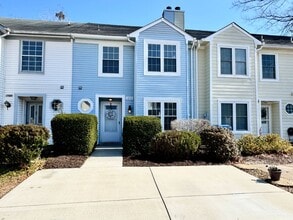 Building Photo - 1310 Victorian Crescent