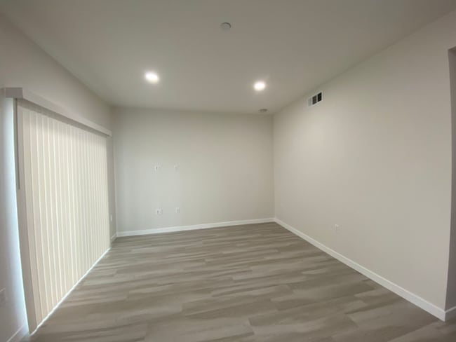 Building Photo - 2341 Ulric St
