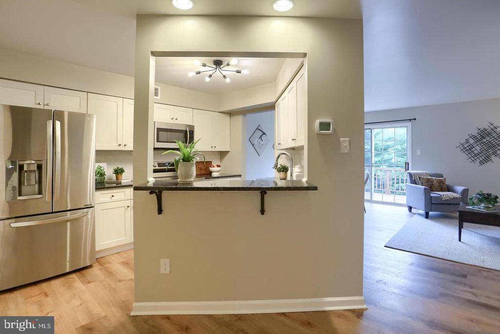 Foto principal - 1102 Coventry Pointe Ln