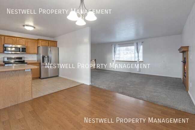 Building Photo - Great 4-bed Home with Amazing Views in Ogden
